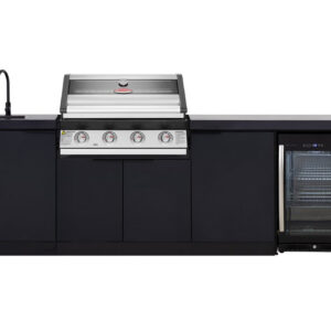 CLASSIC kitchen paired with the BeefEater 1600 Series